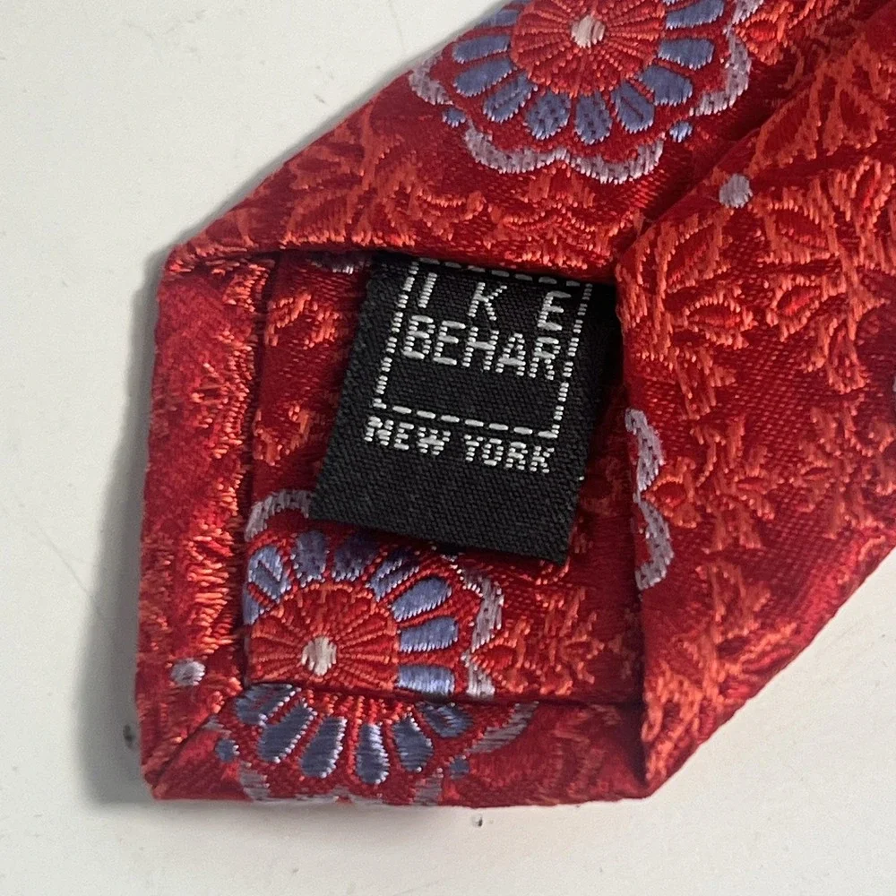Ike Behar 3